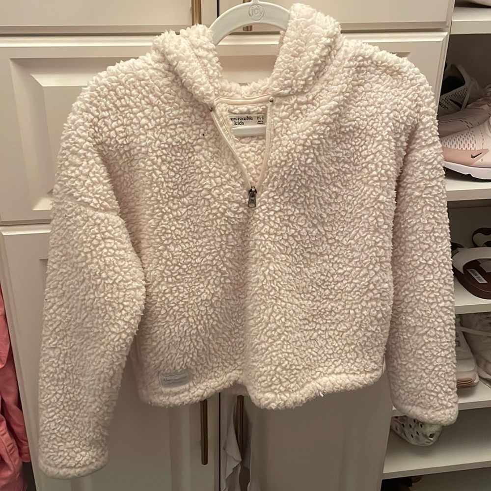 Abercrombie fluffy white jacket